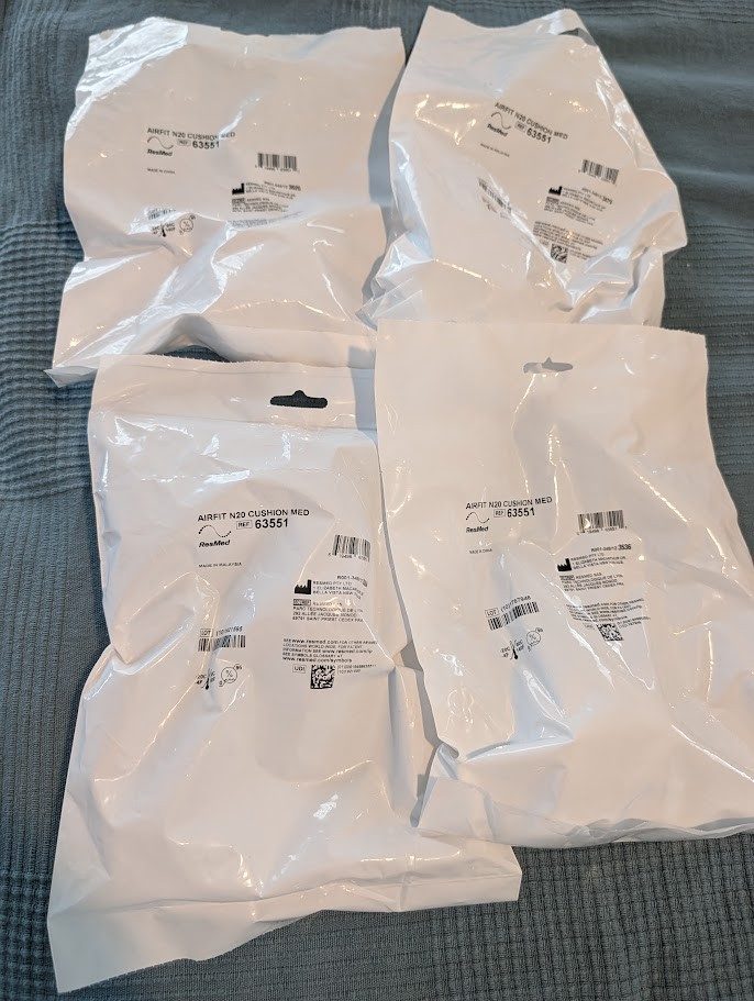 ResMed AirFit N20 Medium cushion, lot of 4